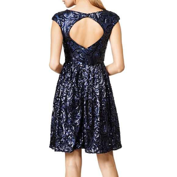 Badgley Mischka Dresses & Skirts - BADGLEY MISCHKA $430 Blue Sequin Keyhole Dress